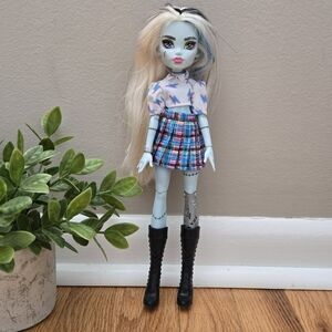 Monster High Frankie Stein Doll 2021